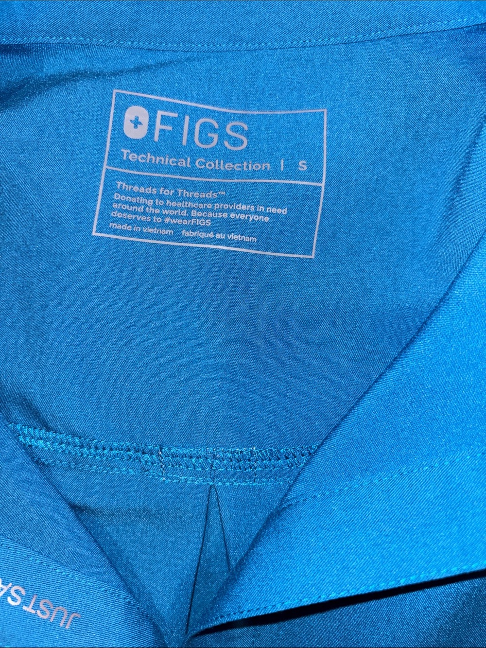 Figs Teal Blue Scrub Top and Pants Set in Small